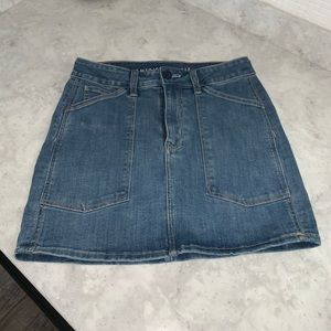American eagle jean skirt